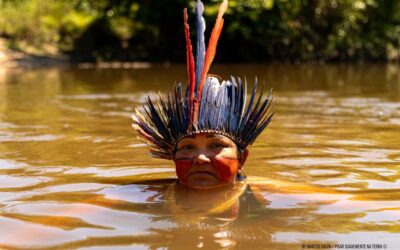 Filme “Pisar Suavemente na Terra” é exibido em aldeia do povo Gavião, no Pará