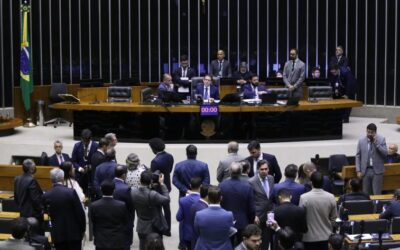 Deputados aprovam PL da Devastação no Dia de Proteção às Florestas