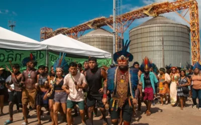 Ocupação indigena em protesto contra dragagem no Rio Tapajós completa duas semanas