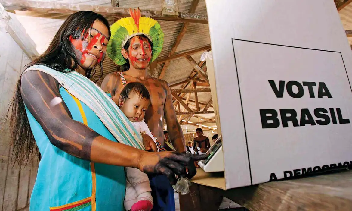 Justiça Eleitoral do Amazonas nega transporte e alimentação para indígenas